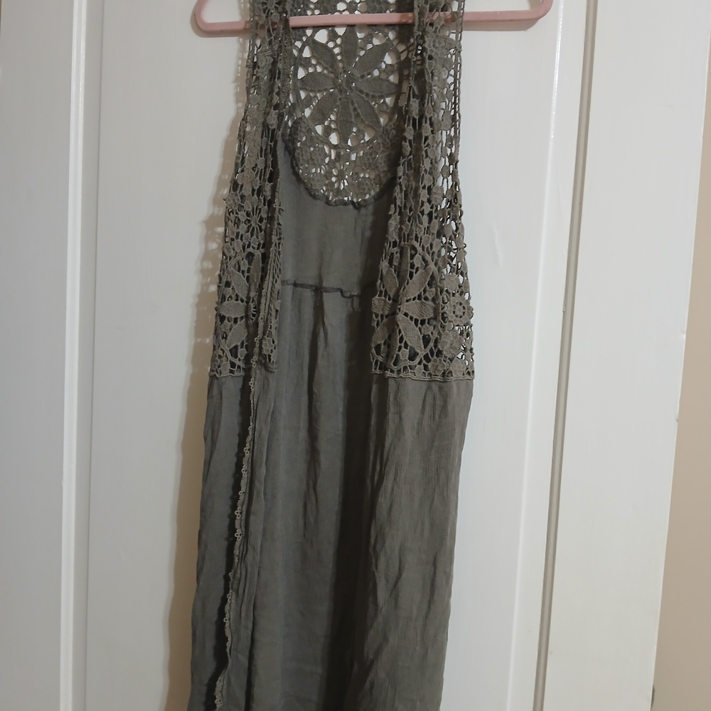 Source Unknown Gray Crochet Vest